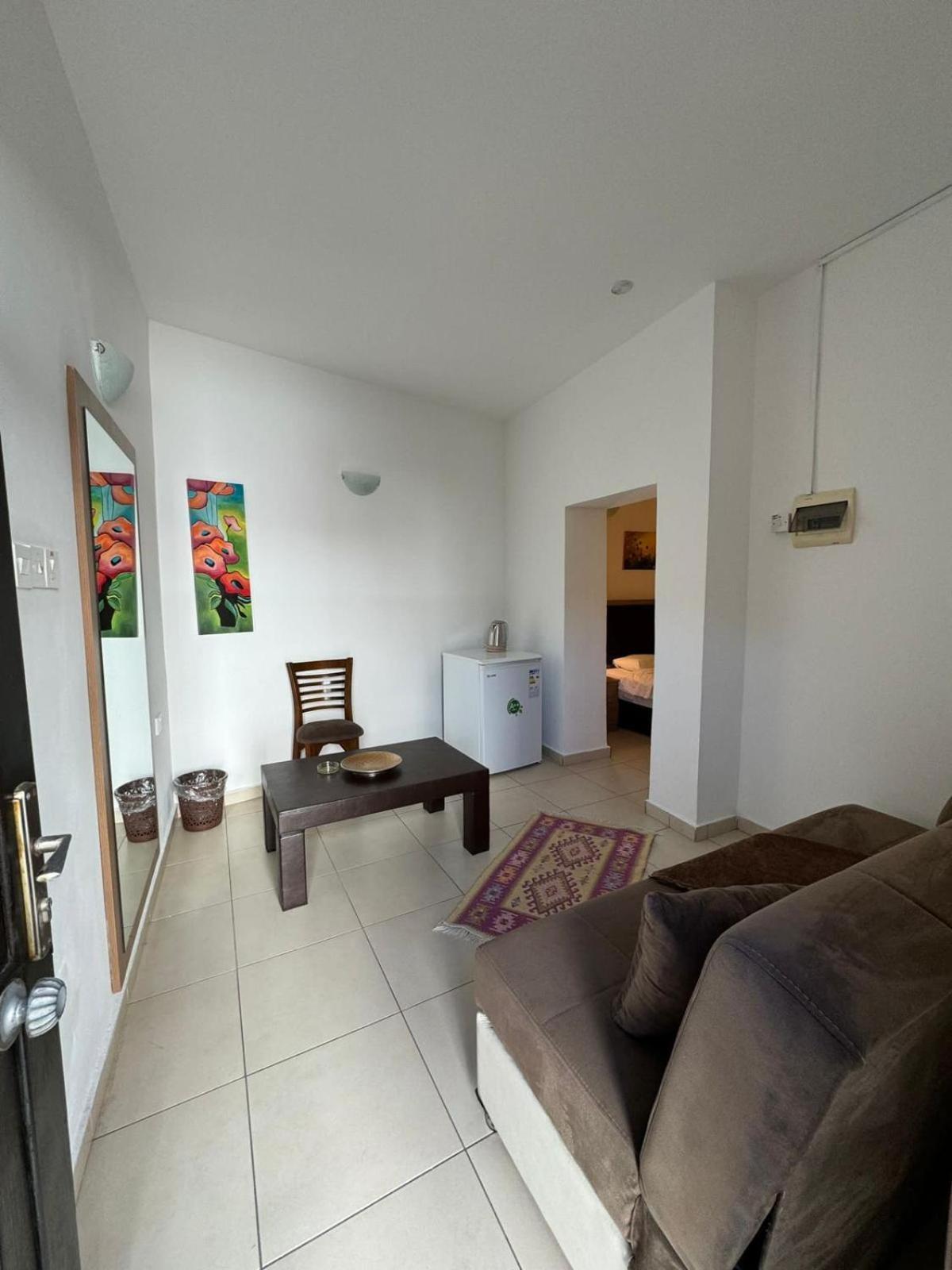Betul Guest House Фамагуста Екстериор снимка